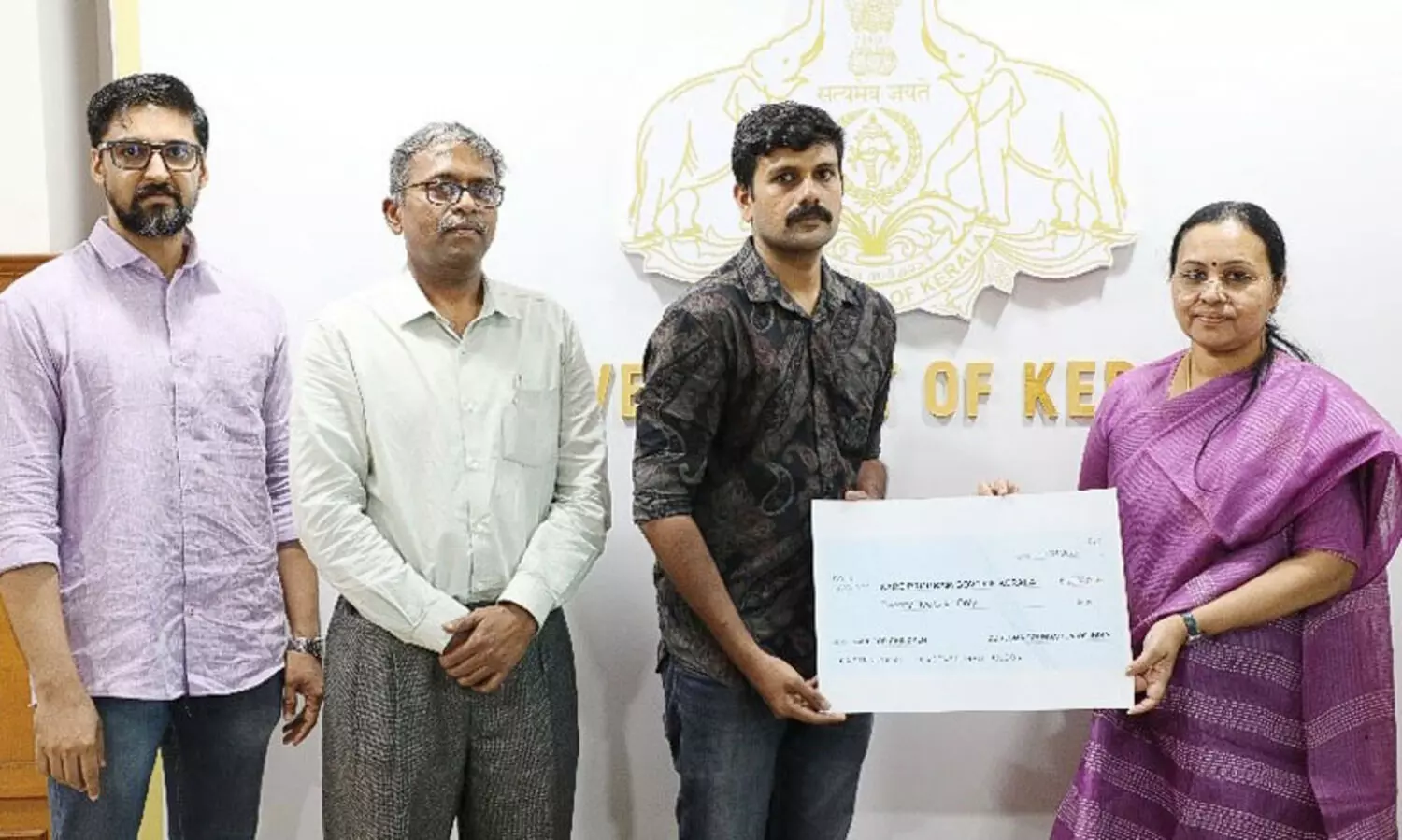 അപൂര്‍വ രോഗ ചികിത്സാ പദ്ധതിക്ക് കൈത്താങ്ങാവാന്‍ വിഷു കൈനീട്ടം