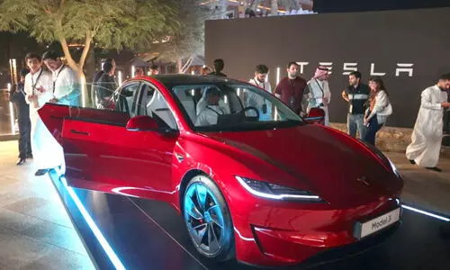 ഇ​ല​ക്​​ട്രി​ക്​ കാ​റു​ക​ളു​മാ​യി ടെ​സ്‌​ല സൗ​ദി വി​പ​ണി​യി​ൽ