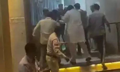 ഹനുമാൻജയന്തി ആഘോഷത്തിനിടെ മധ്യപ്രദേശിൽ സംഘർഷം; കല്ലേറ്