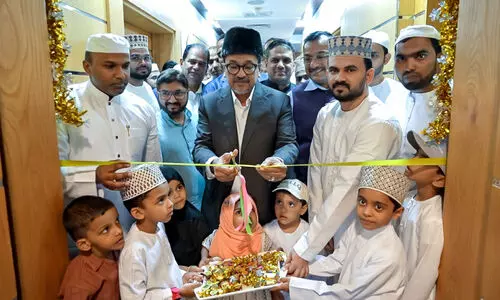 അ​ൽ ജീ​ൽ പ്ര​വ​ർ​ത്ത​ന​ങ്ങ​ൾ ശ്ലാ​ഘ​നീ​യം -സാ​ദി​ഖ​ലി ത​ങ്ങ​ൾ