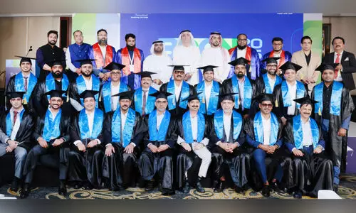 ബി​സി​ന​സ് സ്കൂ​ൾ ഇ​ന്റ​ർ​നാ​ഷ​ന​ൽ ബി​രു​ദ​ദാ​ന ച​ട​ങ്ങ് സം​ഘ​ടി​പ്പി​ച്ചു