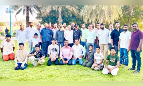 ക​രൂ​പ്പ​ട​ന്ന സൗ​ഹൃ​ദ കൂ​ട്ടാ​യ്മ കു​ടും​ബ​സം​ഗ​മം