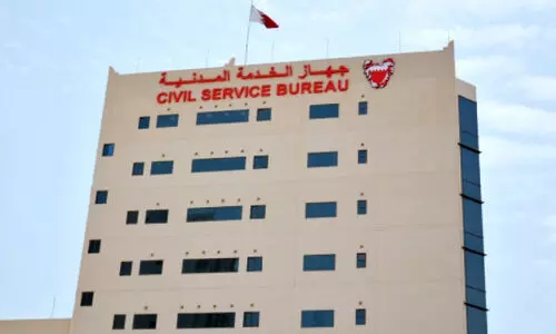 പൊ​തു​മേ​ഖ​ലയി​ൽ വി​ദേ​ശി​ നി​യ​മ​നം കു​റ​യു​ന്നു