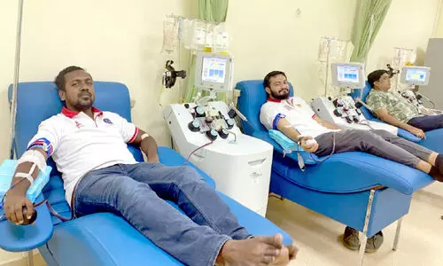 വി ​ഹെ​ൽ​പ് ബ്ല​ഡ് ഡോ​ണേ​ഴ്‌​സ് ഒ​മാ​ൻ ര​ക്ത- പ്ലേറ്റ് ലറ്റ് ദാ​ന ക്യാ​മ്പ്