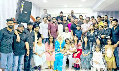 ബ​ഹ്റൈ​ന്‍ ലാ​ല്‍കെ​യേ​ഴ്സ് എ​മ്പു​രാ​ൻ വി​ജ​യാ​ഘോ​ഷം സം​ഘ​ടി​പ്പി​ച്ചു