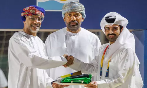 ബീ​ച്ച് ഗെ​യിം​സ്; ആ​തി​ഥേ​യ പ​താ​ക ഏ​റ്റു​വാ​ങ്ങി ഖ​ത്ത​ർ