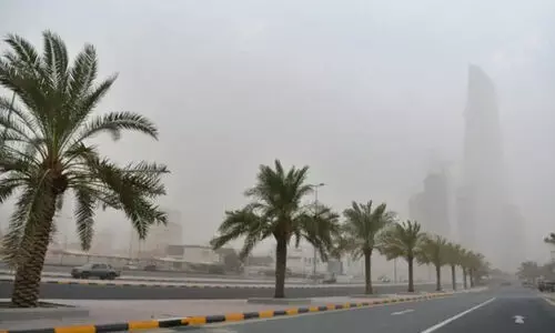 ഇ​ന്ന് കുവൈത്തിൽ ഉ​ഷ്ണ​ക്കാ​റ്റി​ന് സാ​ധ്യ​ത; താ​പ​നി​ല ഉ​യ​രും