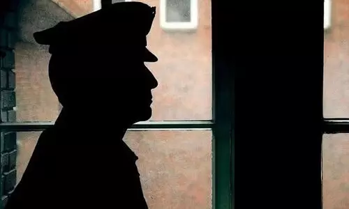 സർപഞ്ച് കൊലക്കേസ്; പ്രതി കരാടിനെ ഏറ്റുമുട്ടലിലൂടെ കൊലപ്പെടുത്താൻ ഓഫർ ലഭിച്ചതായി വെളിപ്പെടുത്തി പോലീസ് ഉദ്യോഗസ്ഥൻ