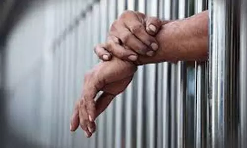 ഭക്ഷണത്തിനുള്ളിൽ ഫോൺ കടത്തൽ; തടവുകാർക്ക് പുറത്തു നിന്ന് ഭക്ഷണം എത്തിക്കുന്നത് തടഞ്ഞ് ഗോവ സെൻട്രൽ ജയിൽ