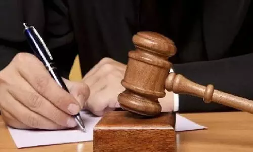 പെൺകുട്ടിക്ക് തന്റെ പ്രവൃത്തികളെക്കുറിച്ച് ആവശ്യത്തിന് അറിവുണ്ടായിരുന്നു: പോക്സോ പ്രതിക്ക് ജാമ്യം അനുവദിച്ച് കോടതി