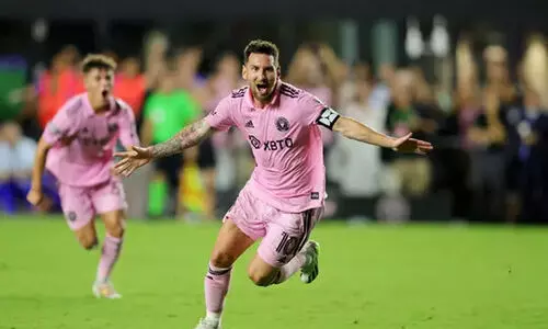 മെസ്സിക്കൊപ്പം പന്തുതട്ടാൻ മുൻ സഹതാരവും? ഡി ബ്രൂയിനെക്കു പകരം മയാമി നോട്ടമിടുന്നത് മുൻ അർജന്‍റൈൻ താരത്തെ...