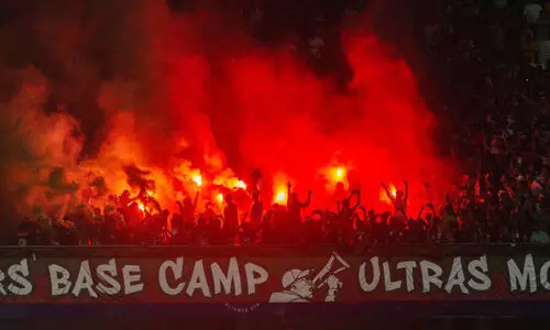 ഫൈനൽ മത്സരത്തിനിടെ പടക്കമേറ്: ഫുട്ബാൾ ഫെഡറേഷന് ബംഗളൂരു എഫ്.സിയുടെ പരാതി