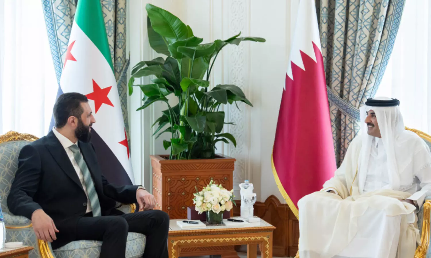 സി​റി​യ​ൻ പ്ര​സി​ഡ​ന്റി​നെ വ​ര​വേ​റ്റ് ഖ​ത്ത​ർ