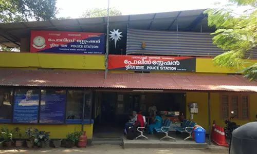 മദ്യലഹരിയിൽ സഹപ്രവർത്തകനെ തള്ളിയിട്ട് കൊന്നു; വിവരം കട ഉടമയെ അറിയിച്ചു