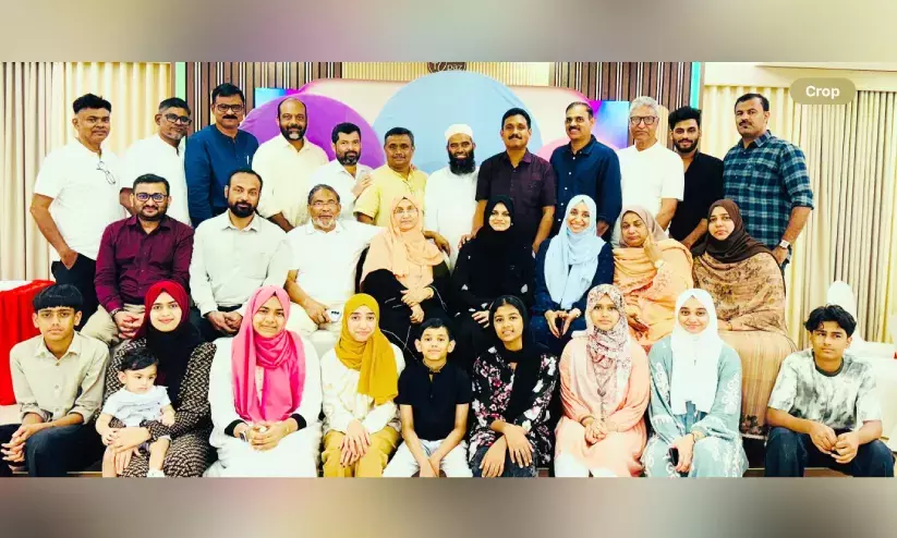 യാ​ത്ര​യ​യ​പ്പ് ന​ൽ​കി