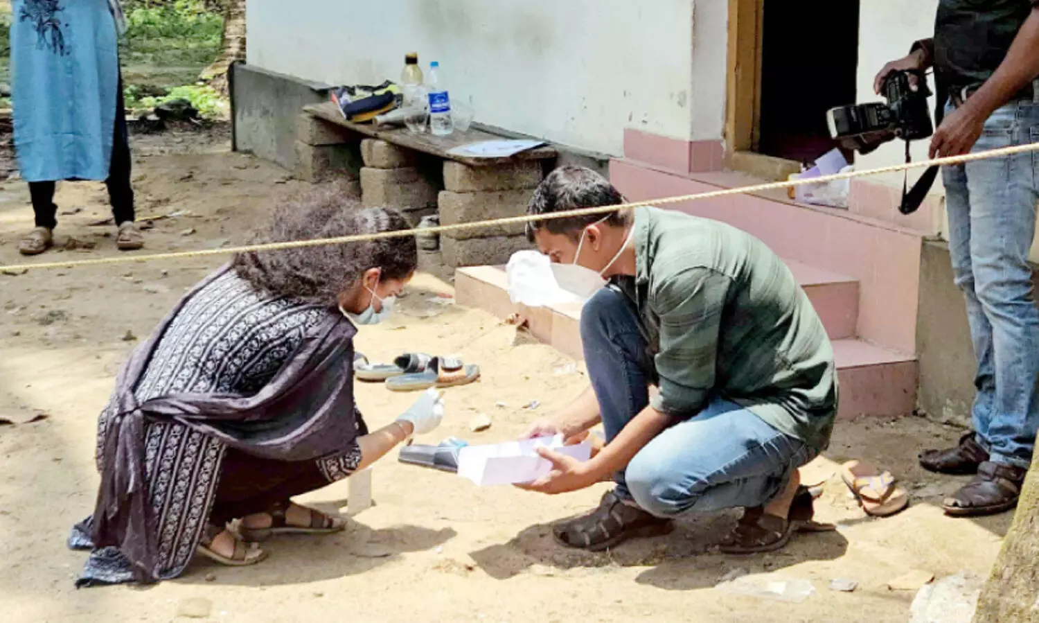 ഞാൻ അവനെ കൊന്നില്ലെങ്കിൽ അവൻ എന്നെ കൊല്ലുമായിരുന്നു; മൊളു ബസാർ കൊലപാതക കേസിൽ പ്രതി പൊലീസിനോട് ഞാൻ അവനെ കൊന്നില്ലെങ്കിൽ അവൻ എന്നെ കൊല്ലുമായിരുന്നു; മൊളു ബസാർ കൊലപാതക കേസിൽ പ്രതി പൊലീസിനോട്