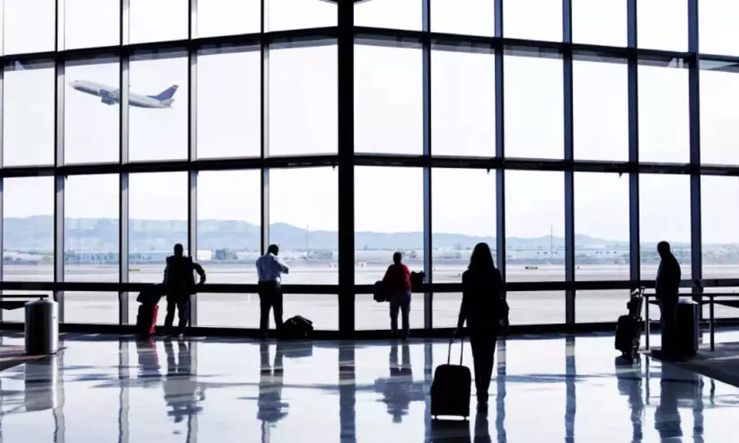 മ​സ്ക​ത്ത് വി​മാ​ന​ത്താ​വ​ള യാ​ത്ര​ക്കാ​രി​ൽ മു​ന്നി​ൽ ഇ​ന്ത്യ​ക്കാ​ർ