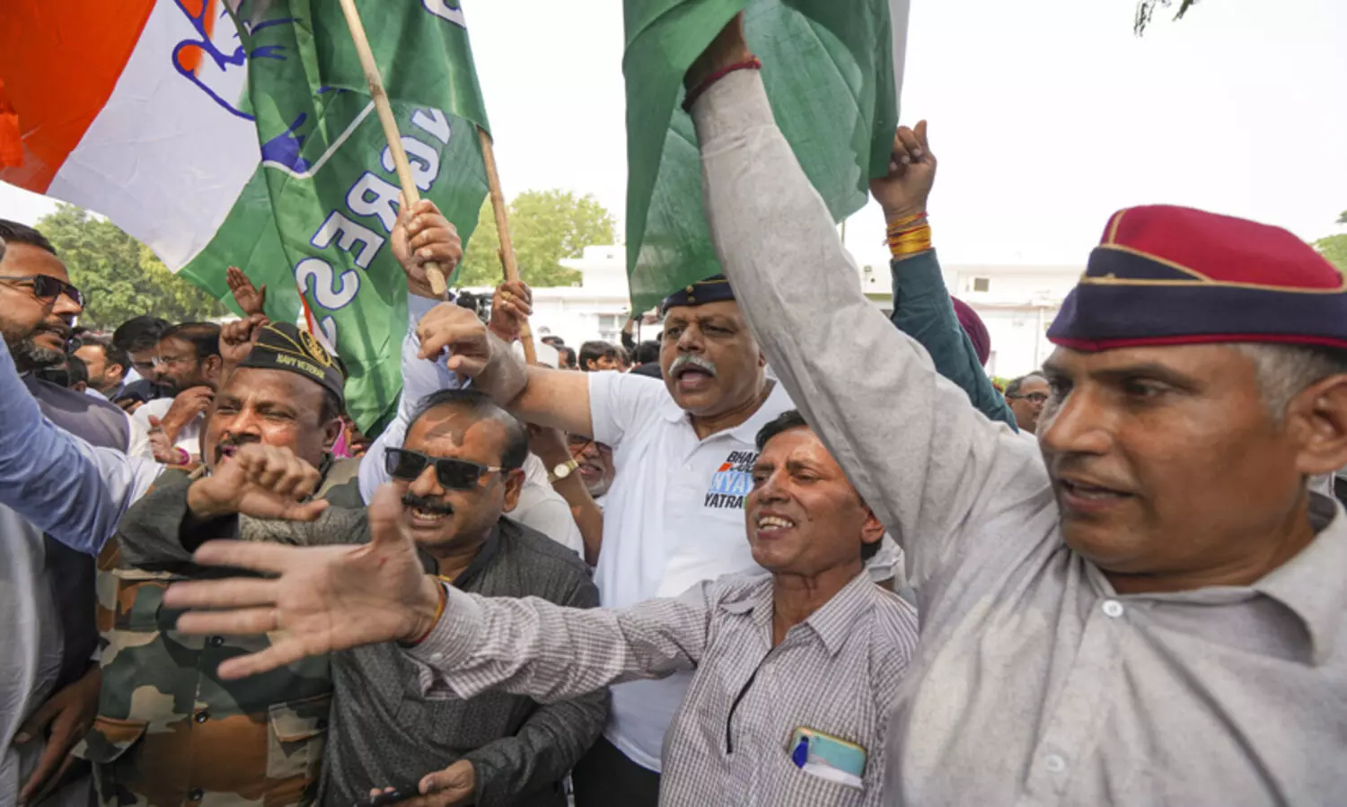 മു​ത​ല​പ്പൊ​ഴിയിൽ മത്സ്യത്തൊഴിലാളി പ്രതിഷേധം