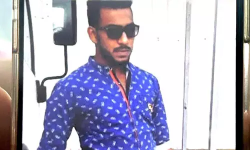 മം​ഗ​ളൂ​രു സ്വ​ദേ​ശി​യാ​യ യു​വാ​വ് ബം​ഗ​ളൂ​രു​വി​ൽ ബൈ​ക്ക​പ​ക​ട​ത്തി​ൽ മ​രി​ച്ചു