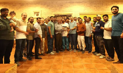 ഷ​റ​ഫു​ദ്ദീ​ൻ എ​സ്.​എ.​പി​ക്ക് യാ​ത്ര​യ​യ​പ്പ്