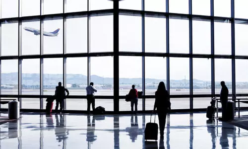 കേ​ര​ള​ത്തി​ലേ​ക്ക് കു​റ​ഞ്ഞ നി​ര​ക്കു​മാ​യി വി​മാ​ന ക​മ്പ​നി​ക​ൾ