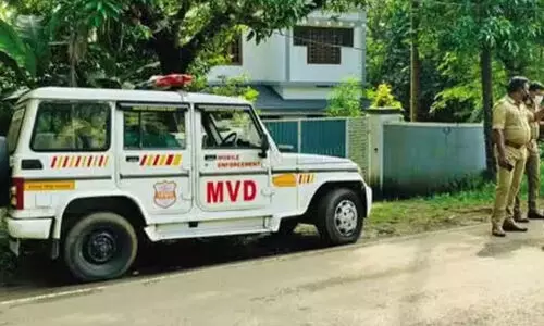 ഓടുന്ന വാഹനത്തിന്‍റെ ഫോട്ടോയെടുത്ത്​ പിഴ ചുമത്തേണ്ട -ഉദ്യോഗസ്ഥർക്ക്​ കർശന നിർദേശം