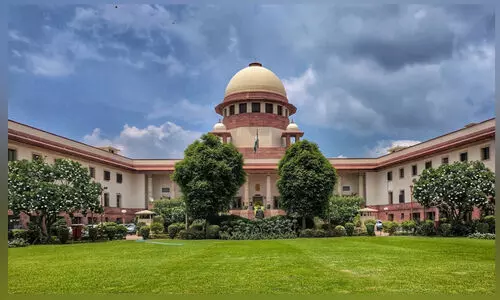 വഖഫ് മാറ്റേണ്ട; കേ​ന്ദ്ര സ​ർ​ക്കാ​റി​ന്റെ ഉ​റ​പ്പ് ഉ​ത്ത​ര​വാ​ക്കി സു​പ്രീം​കോ​ട​തി