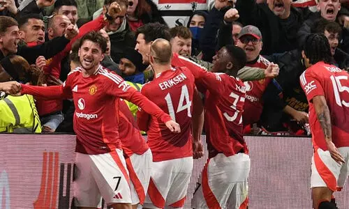 അമ്പോ എമ്മാതിരി കംബാക്ക്! അധിക സമയത്തിന്‍റെ ഇൻജുറി ടൈമിൽ ലിയോണിന്‍റെ ഹൃദയം തകർത്ത് യുനൈറ്റഡ്, യൂറോപ്പ ലീഗ് സെമിയിൽ