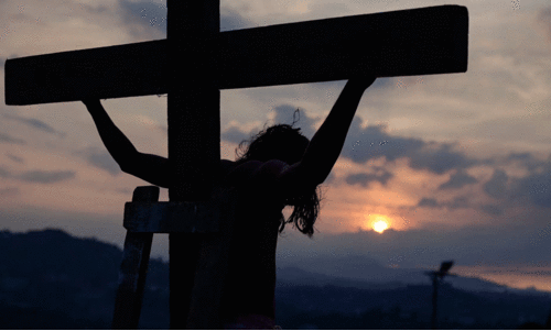 ഇന്ന് ദുഃഖവെള്ളി: പീഡാനുഭവത്തിന്റെ ഓർമ പുതുക്കി ക്രൈസ്തവ വിശ്വാസികൾ