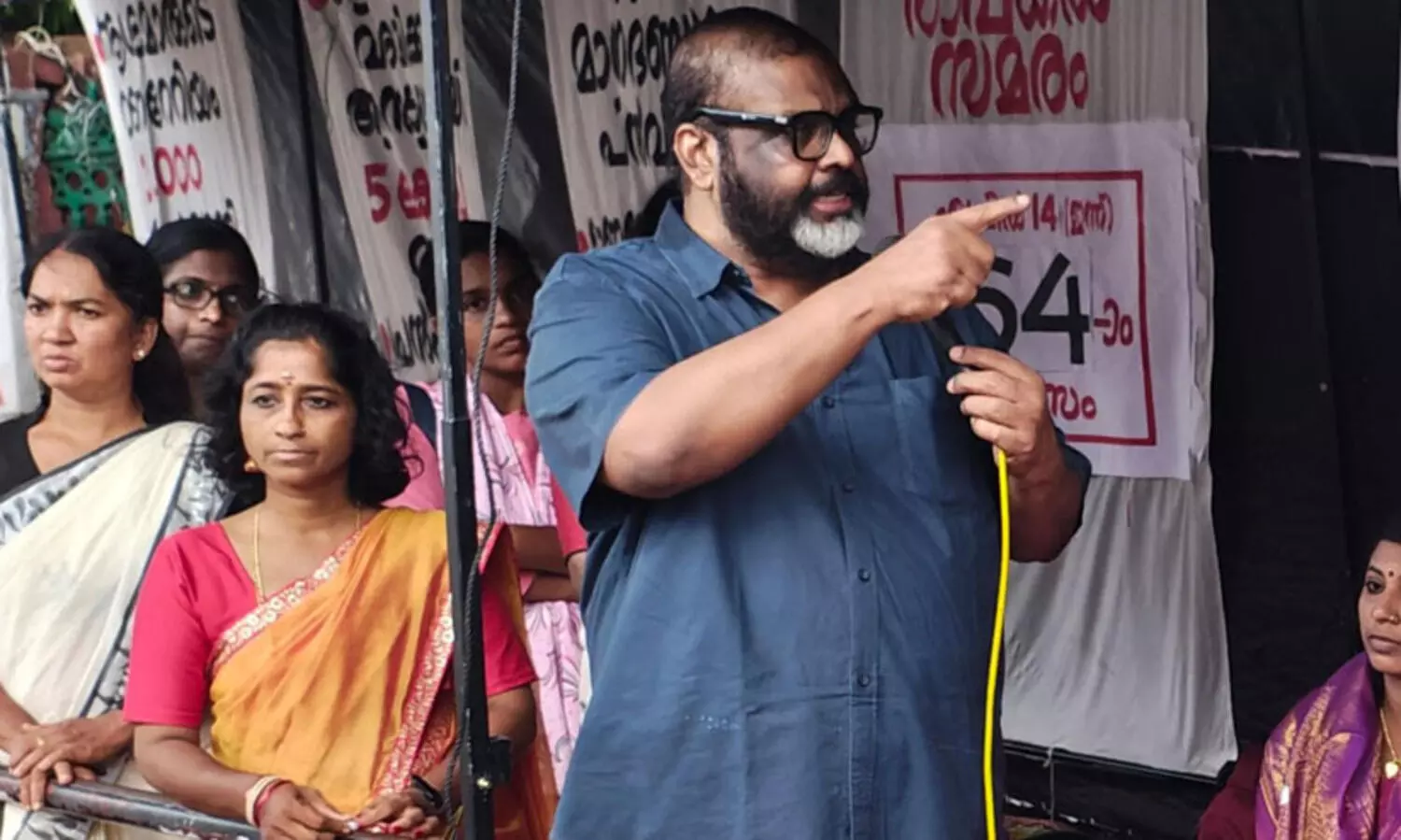ആശ സമരം: വിരമിക്കൽ പ്രായം 62 വയസാക്കിയ പഴയ ഉത്തരവ് മരവിപ്പിച്ചു