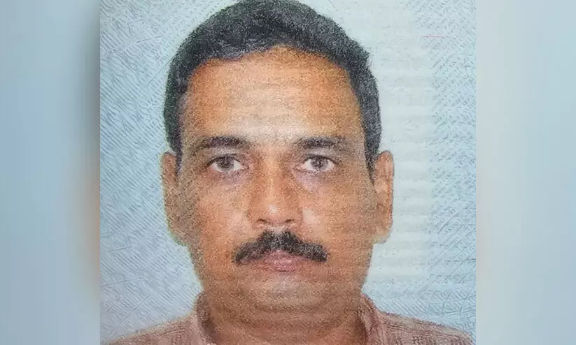 സീബ്ര ലൈനിൽകൂടി റോഡ് മുറിച്ച് കടക്കവെ കാറിടിച്ച് കൊട്ടാരക്കര സ്വദേശിക്ക് ദാരുണാന്ത്യം സീബ്ര ലൈനിൽകൂടി റോഡ് മുറിച്ച് കടക്കവെ കാറിടിച്ച് കൊട്ടാരക്കര സ്വദേശിക്ക് ദാരുണാന്ത്യം