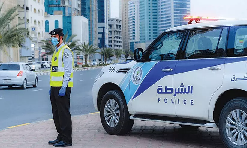 മാ​താ​പി​താ​ക്ക​ളോ​ട്​ പി​ണ​ങ്ങി വീ​ടു​വി​ട്ട കു​ട്ടി​യെ  പൊ​ലീ​സ്​ തി​രി​ച്ചെ​ത്തി​ച്ചു