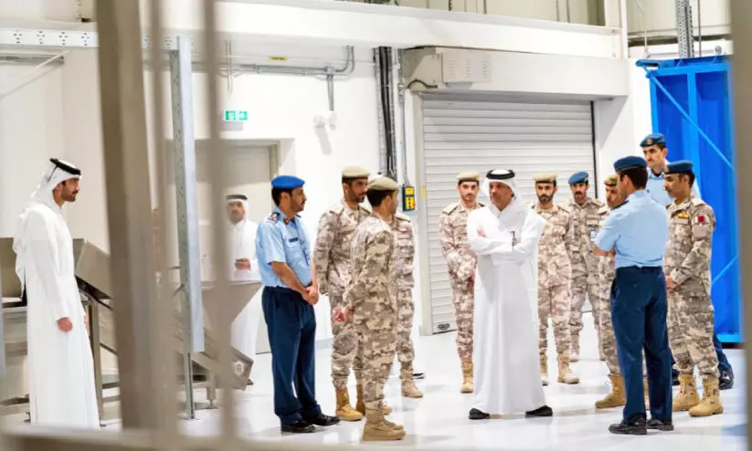 ദു​ഖാ​ൻ വ്യോ​മ​താ​വ​ളം സ​ന്ദ​ർ​ശി​ച്ച് ഉ​പ​പ്ര​ധാ​ന​മ​ന്ത്രി