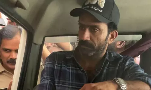 തെളിവുകൾ നിരത്തി ചോദ്യശരങ്ങൾ; പതറി ഷൈൻ