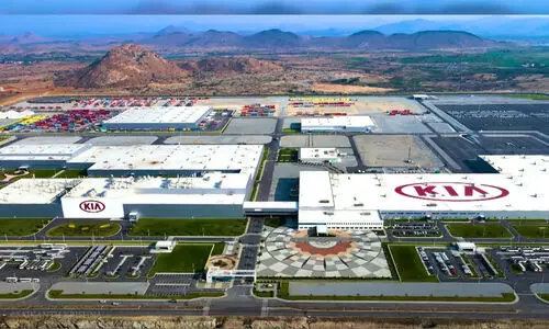 കിയയിൽ നിന്ന് കടത്തിയത് 900 എൻജിനുകൾ; ര‍ണ്ടു വിദേശികളടക്കം ഒമ്പതുപേർ അറസ്റ്റിൽ, എൻജിനുകൾ പോയത് എങ്ങോട്ട്..?