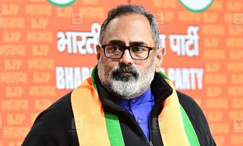 ആ​ല​ഞ്ചേ​രി​യെ സ​ന്ദ​ർ​ശി​ച്ച് രാ​ജീ​വ് ച​ന്ദ്ര​ശേ​ഖ​ർ