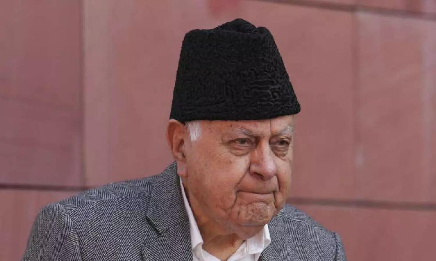 പാകിസ്താനോ ചൈനയോ അല്ല, ഇന്ത്യയെ ഭീഷണിപ്പെടുത്തുന്നത് വെറുപ്പാണ്;  ബുൾഡോസർ രാഷ്ട്രീയത്തിനെതിരെ ഫാറൂഖ് അബ്ദുള്ള