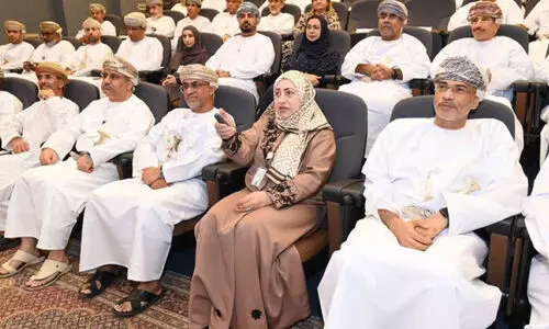 തൊ​ഴി​ൽ വി​പ​ണി​യി​ൽ ഒ​മാ​നി ഉ​ന്ന​ത ബി​രു​​​ദ​ധാ​രി​ക​ൾ; എം​പ്ലോ​യ​ർ സ​ർ​വേ​യു​മാ​യി ഉ​ന്ന​ത വി​ദ്യാ​ഭ്യാ​സ മ​ന്ത്രാ​ല​യം