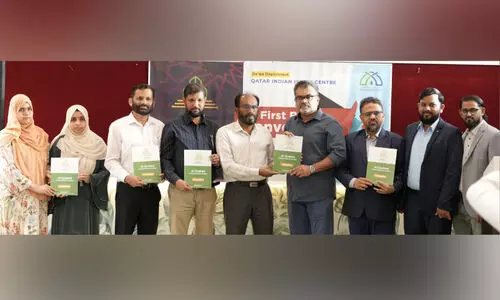 അ​ൽ ഖു​ദ്‌​വ ബി​രു​ദ​ദാ​നം നി​ർ​വ​ഹി​ച്ചു