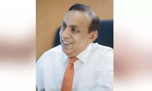 വിശ്വസാഹോദര്യത്തിന്റെ സ്നേഹദൂതന് വിട-ഡോ. രവി പിള്ള വിശ്വസാഹോദര്യത്തിന്റെ സ്നേഹദൂതന് വിട-ഡോ. രവി പിള്ള