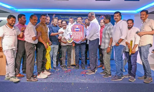 ജി​ദ്ദ സോ​ക്ക​ർ ഫെ​സ്റ്റ്​ ലോ​ഗോ പ്ര​കാ​ശ​നം