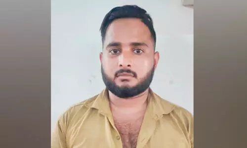 ബസ് യാത്രക്കാരനെ കഴുത്ത് ഞെരിച്ച് കൊല്ലാൻ ശ്രമം; യുവാവ് പിടിയിൽ