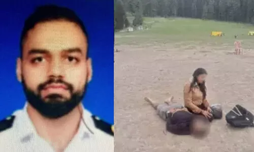 പഹൽഗാമിലെ ആ ഹൃദയം തകരുന്ന ചിത്രം ആറ് ദിവസം മുൻപ് വിവാഹിതനായ കൊച്ചിയിലെ നാവിക സേന ഉദ്യോഗസ്ഥന്റേത്; വെടിയേറ്റ് വീണത് ഭാര്യയുടെ മുന്നിൽ