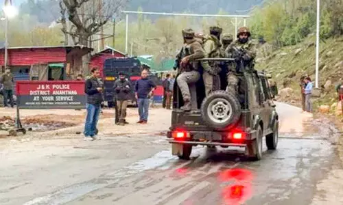 ക​ശ്​​മീ​രി​​ന്റെ ആ​ത്മാ​വി​നെ​തി​രാ​യ ആ​ക്ര​മ​ണം