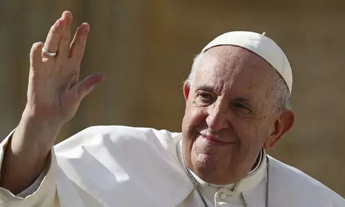 റാ​സ​ൽ​ഖൈ​മ​യി​ൽ മാ​ർ​പാ​പ്പ അ​നു​സ്മ​ര​ണം