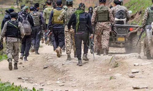 ജമ്മുകശ്മീരിൽ ഭീകരരുമായുണ്ടായ ഏറ്റുമുട്ടലിൽ സൈനികന് വീരമൃത്യു