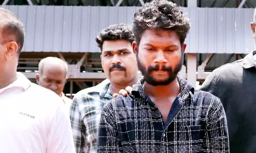 നഗരത്തിൽ യുവാവിന് കുത്തേറ്റ സംഭവം; മൂന്നുപേർ അറസ്റ്റിൽ