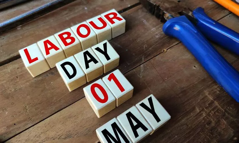 മേയ് ദിനം; വ്യാഴാഴ്ച അവധി പ്രഖ്യാപിച്ച് ബഹ്റൈൻ മേയ് ദിനം; വ്യാഴാഴ്ച അവധി പ്രഖ്യാപിച്ച് ബഹ്റൈൻ