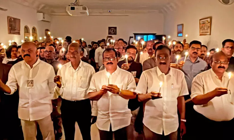 പ​ഹ​ൽ​ഗാം ഭീ​ക​രാ​ക്ര​മ​ണം: ഇ​ൻ​കാ​സ് ആ​ദ​രാ​ഞ്ജ​ലി