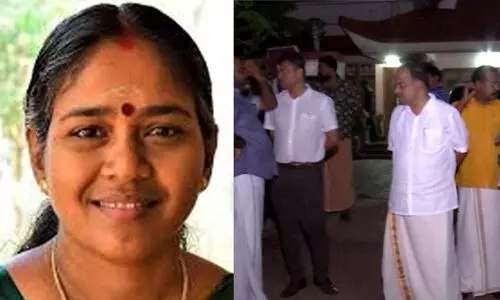 ദുരൂഹതയില്ല, ഈസ്റ്ററിന് ബാക്കിയുള്ള പടക്കം പൊട്ടിച്ചതാണ്; ശോഭ സുരേന്ദ്രന്റെ വീടിന് മുൻപിലെ പൊട്ടിത്തെറിയിൽ പൊലീസ്